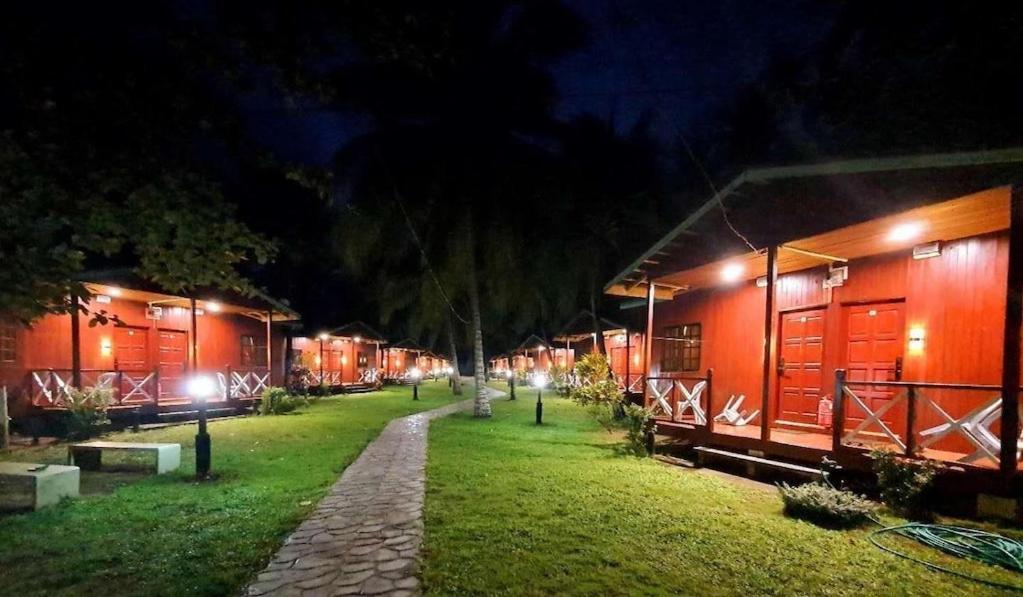 Juara Beach Resort Kampong Juara Eksteriør billede